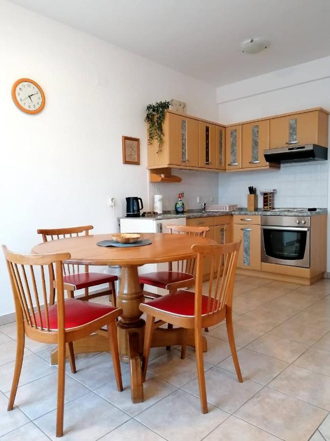Anita Apartment โปเรช ภายนอก รูปภาพ